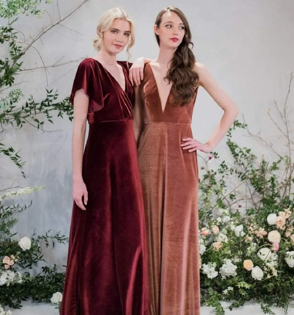 Ababalaya Women's Luxurious Velvet Long Bridesmaid Dresses Formal Dresses for Winter/Fall Wedding