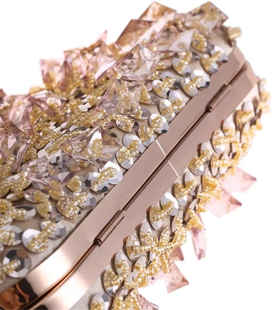 E-commerce source new women's beaded dinner bag clutch bag hard box small square bag ladies dress bag