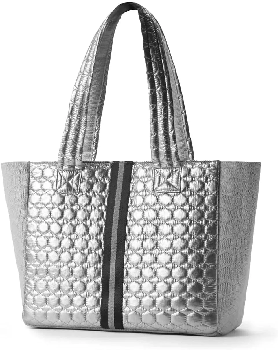 FLYTE Amelia Bag | Gym and Travel Quilted Tote