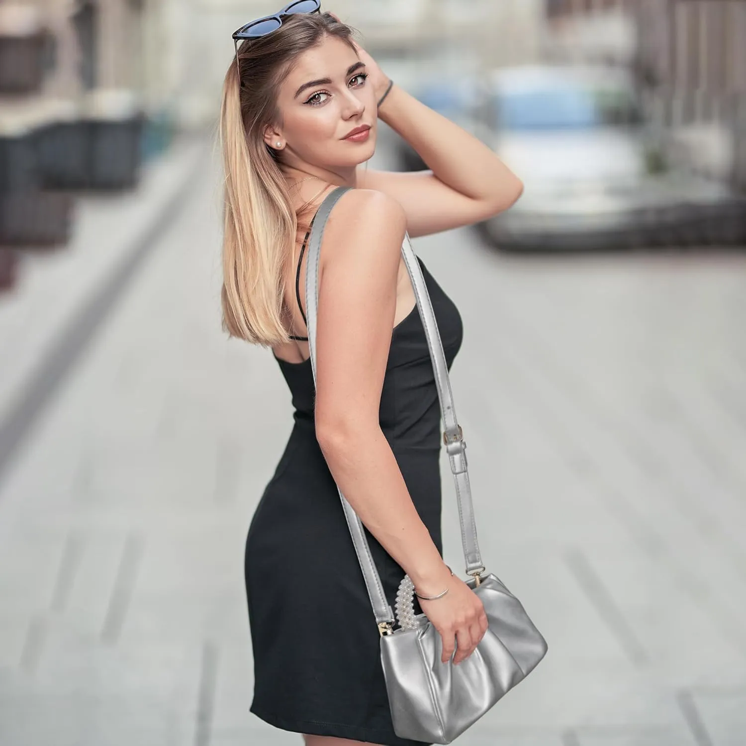 Pleated Clutch Purses for Women Soft Leather Evening Bag Pearl Handbags for Wedding Bridal Party Prom