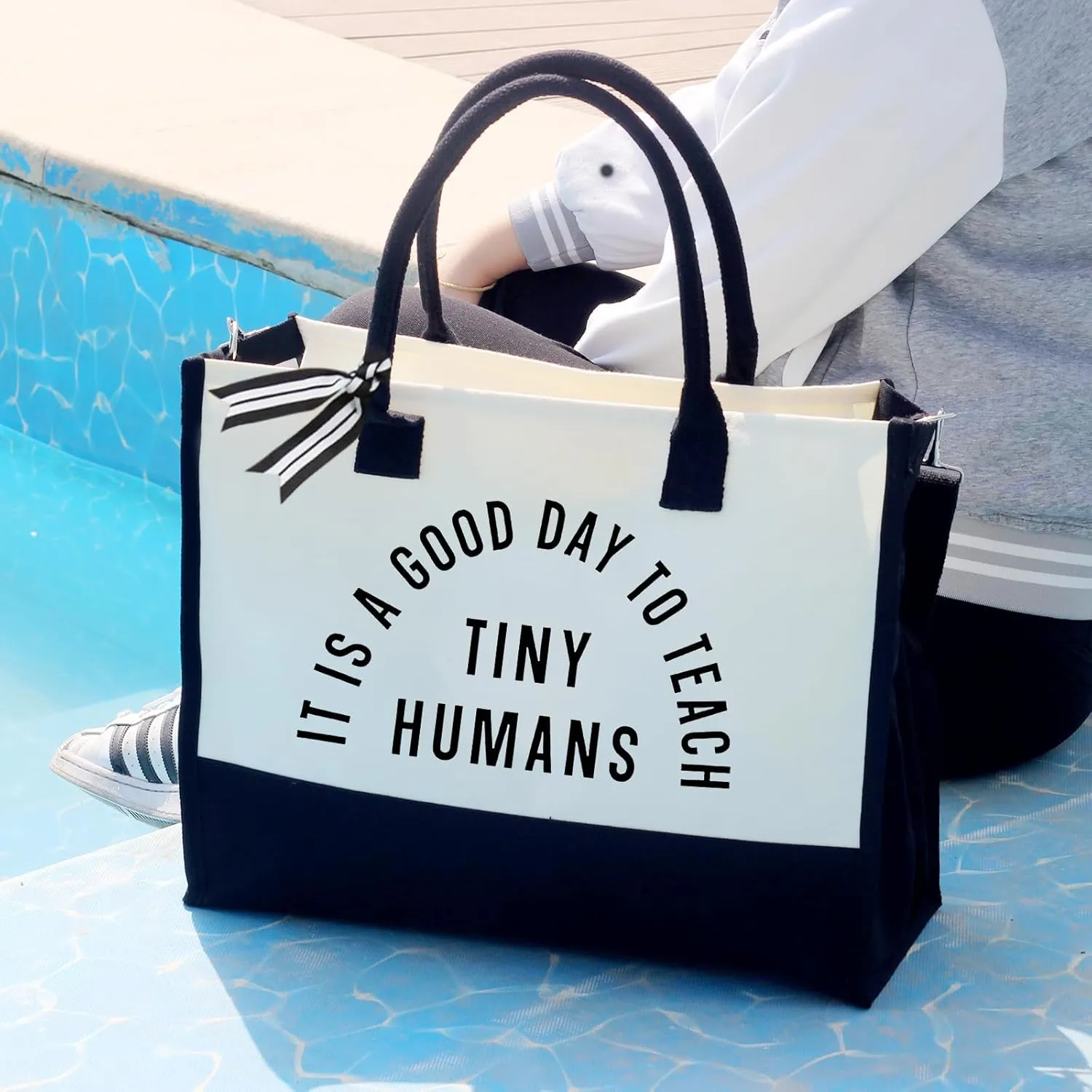 Teacher Appreciation Canvas Tote Bag - Aesthetic Gift for Women - Christmas Teacher Gift