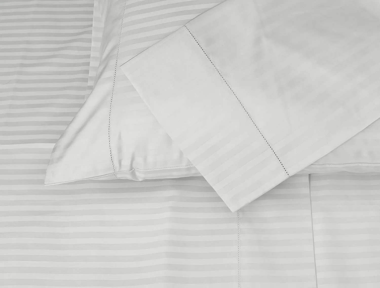 Threadmill Home Linen Luxury King Size Pillow Cases - 100% Natural Cotton 600 Thread Count, 2 Piece Damask Light Grey Pillow Cover Set, Breathable ELS Combed Cotton Striped Pillow Protectors